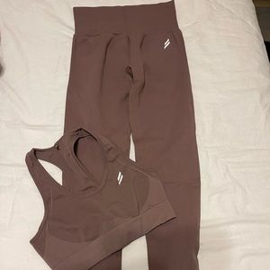 Doyoueven Seamless Set | Large